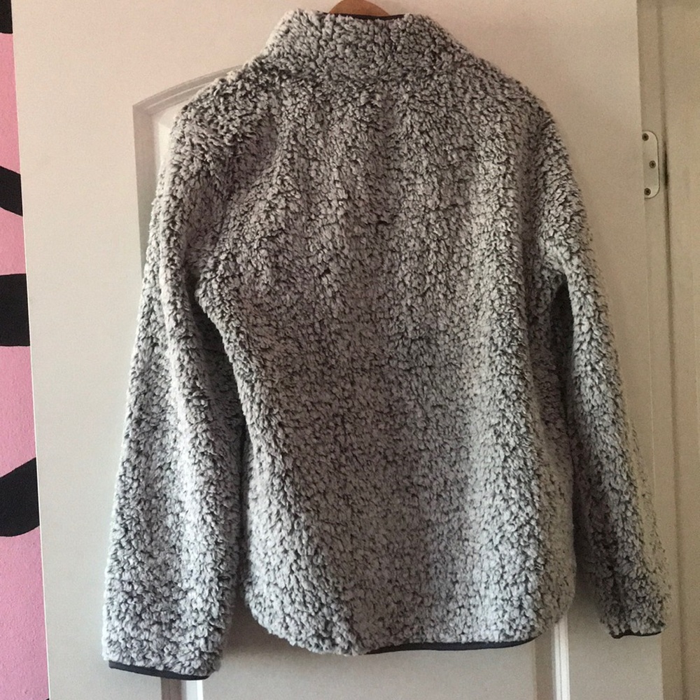 New Sherpa sweatshirt - Picture 4 of 6